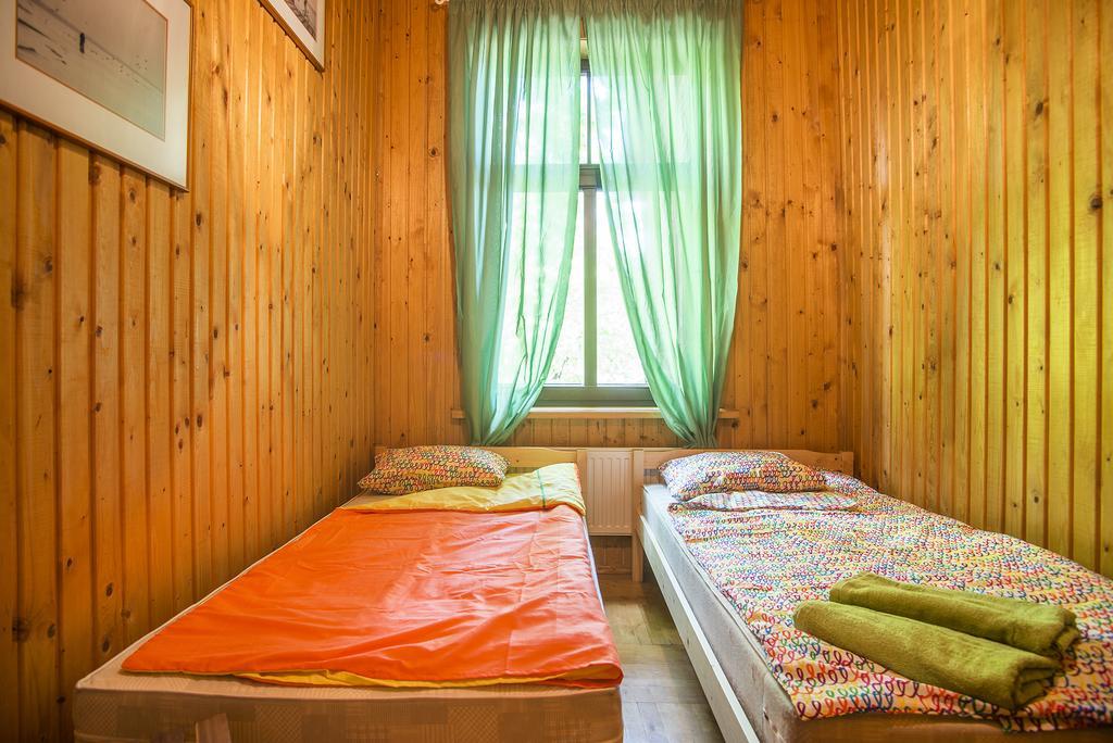 Green Jurmala Hostel Room photo